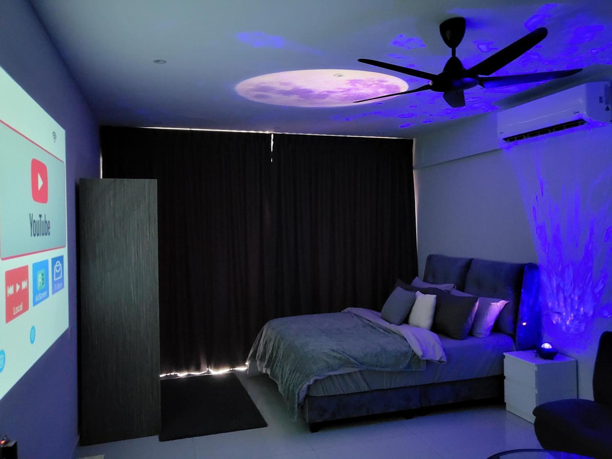 Experience Movie Under The Stars Galaxy - - 15 Mins To Ciq Apartment